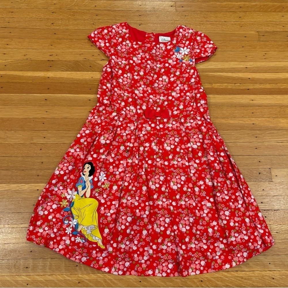 Disney Snow White red apple short sleeve dress